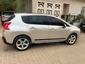 Peugeot 3008 2012 Gris