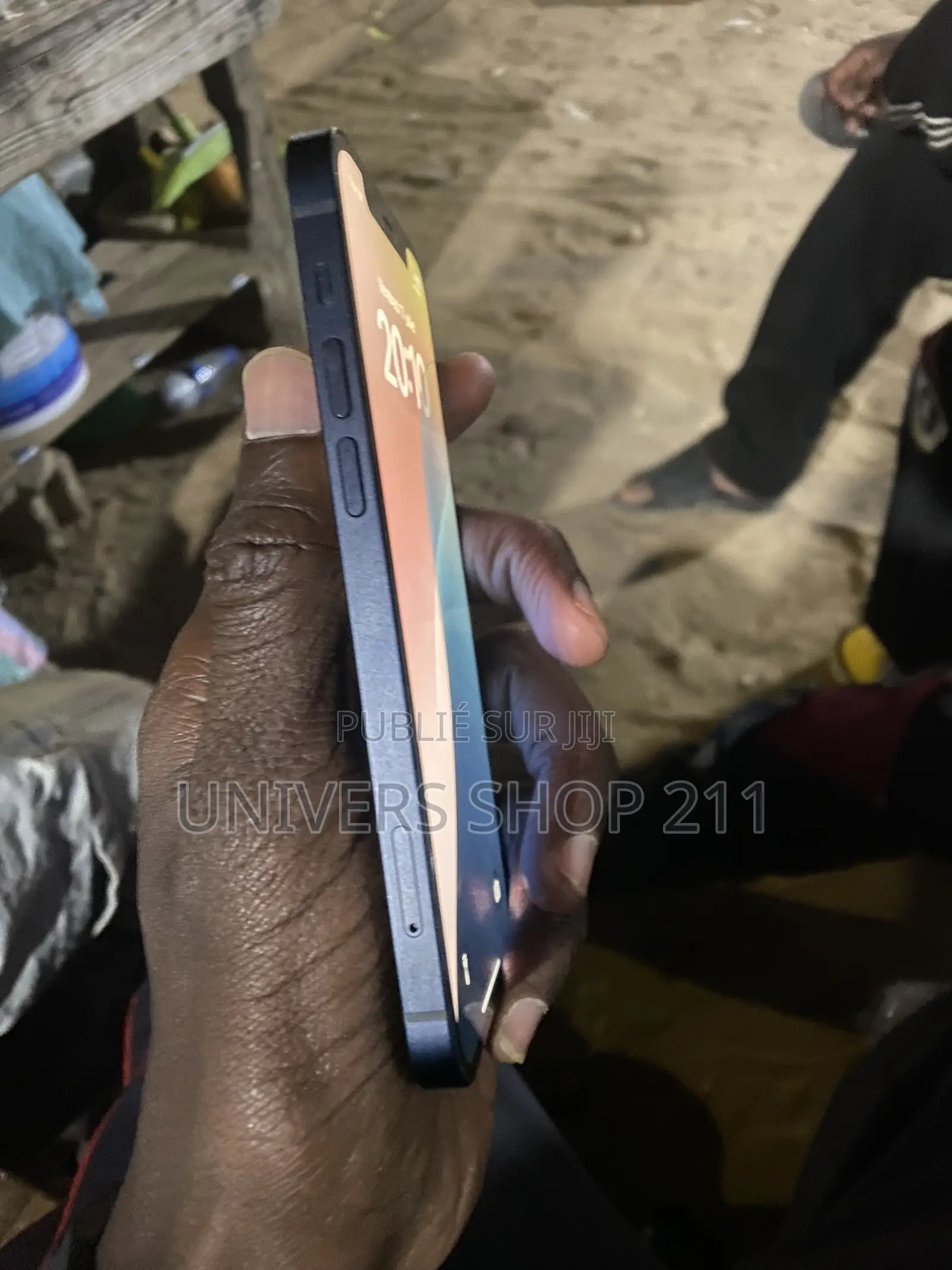 Apple iPhone 12 128 GB Noir