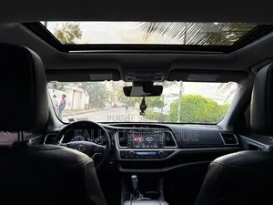Toyota Highlander 2019 Noir