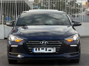 Hyundai Avante 2018 Bleu