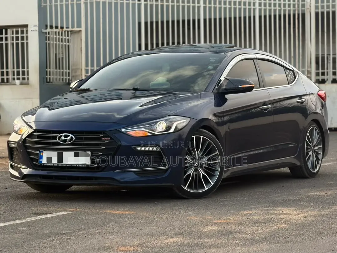 Hyundai Avante 2018 Bleu