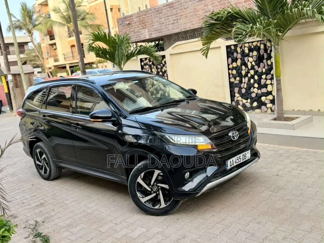 Toyota Rush 2021 Noir