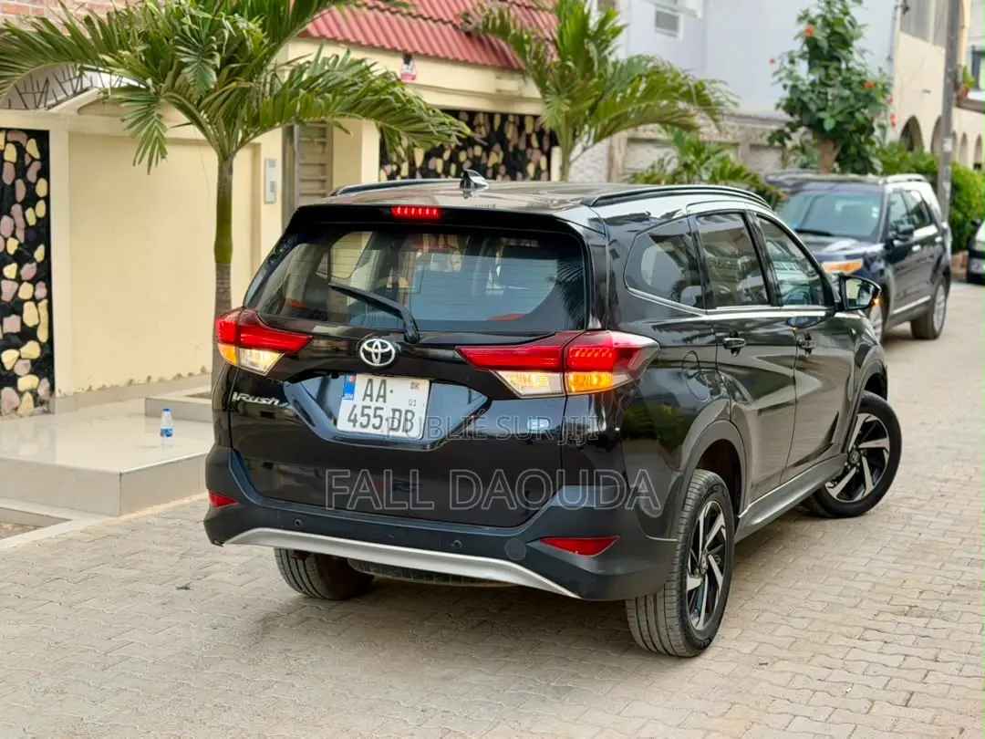Toyota Rush 2021 Noir