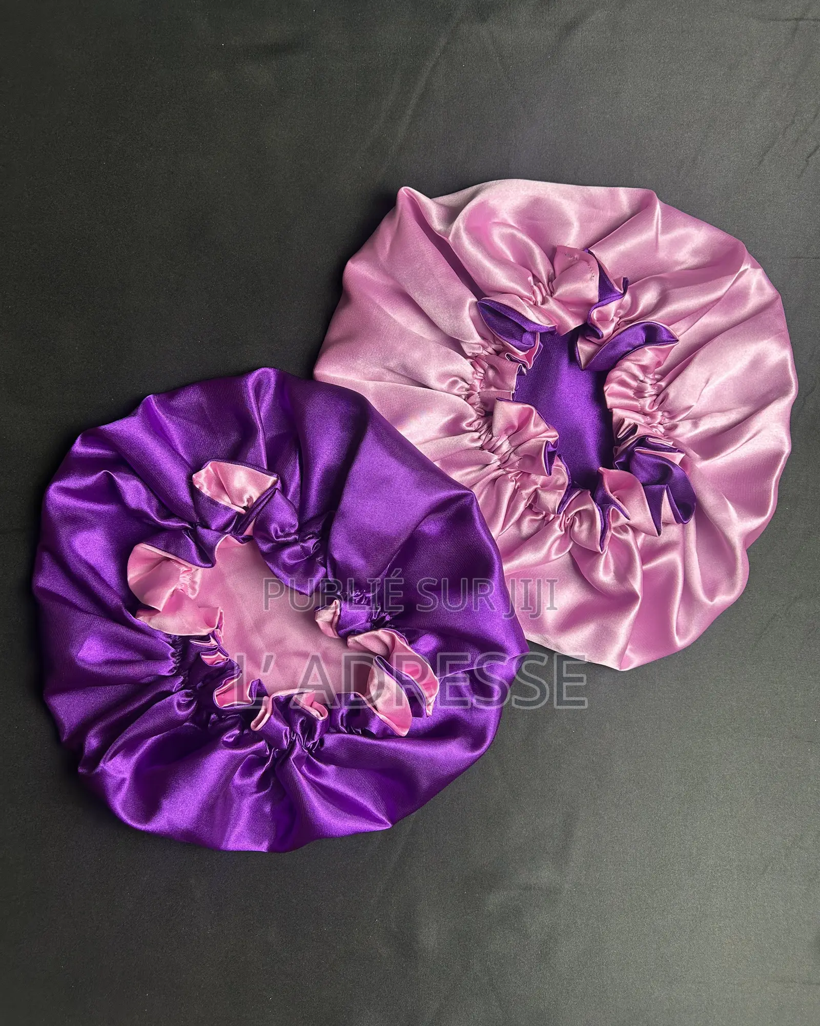 Bonnet en Satin Réversible - " Couleur Violet Et Rose Pastel "