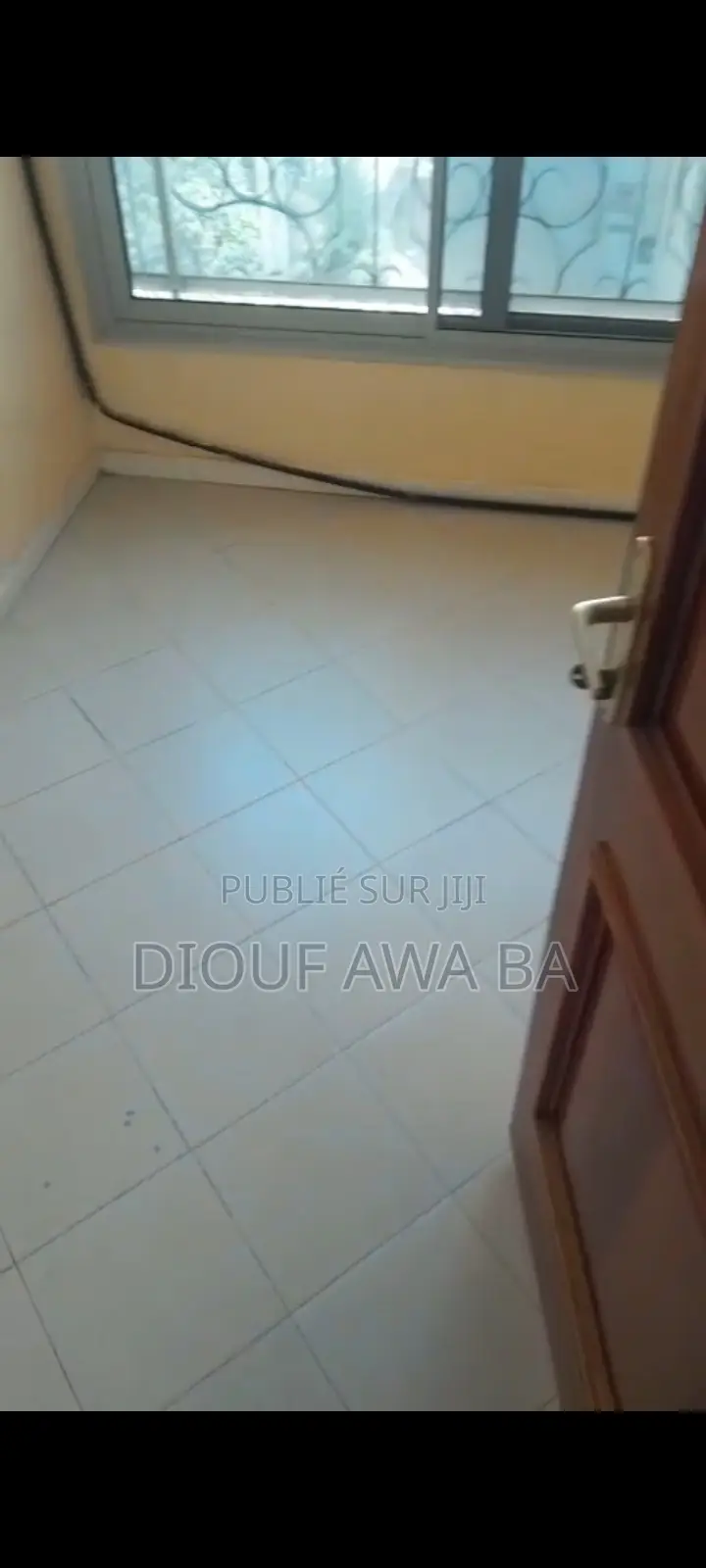 6chbre Villa dans Grand Yoff à Vendre