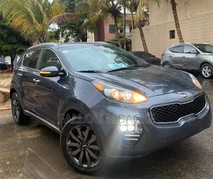 Kia Granbird 2019 Noir