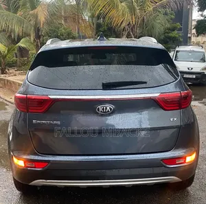 Kia Granbird 2019 Noir
