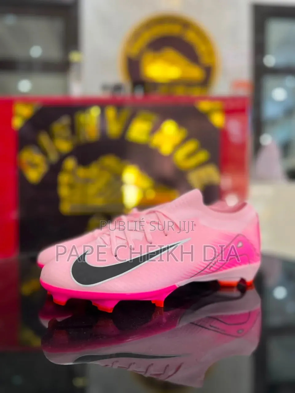Crampons Nike