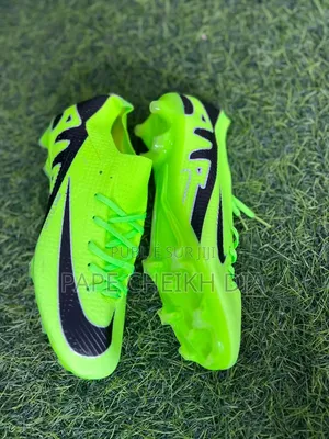 Crampons Nike