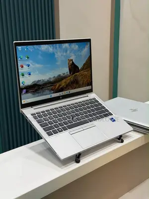 Nouveau HP EliteBook 840 G8 8GB Intel Core i5 SSD 256GB