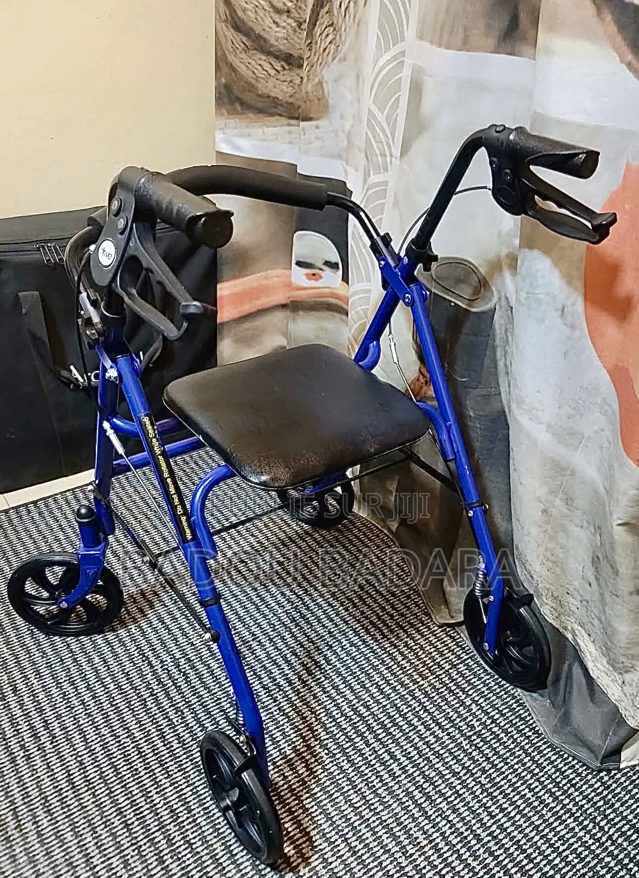 Déambulateur - Aide À La Mobilité