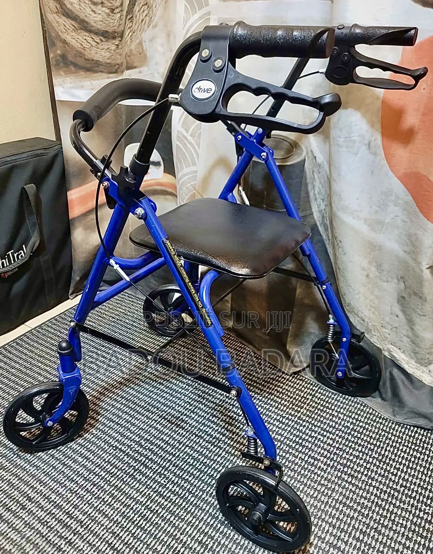 Déambulateur - Aide À La Mobilité