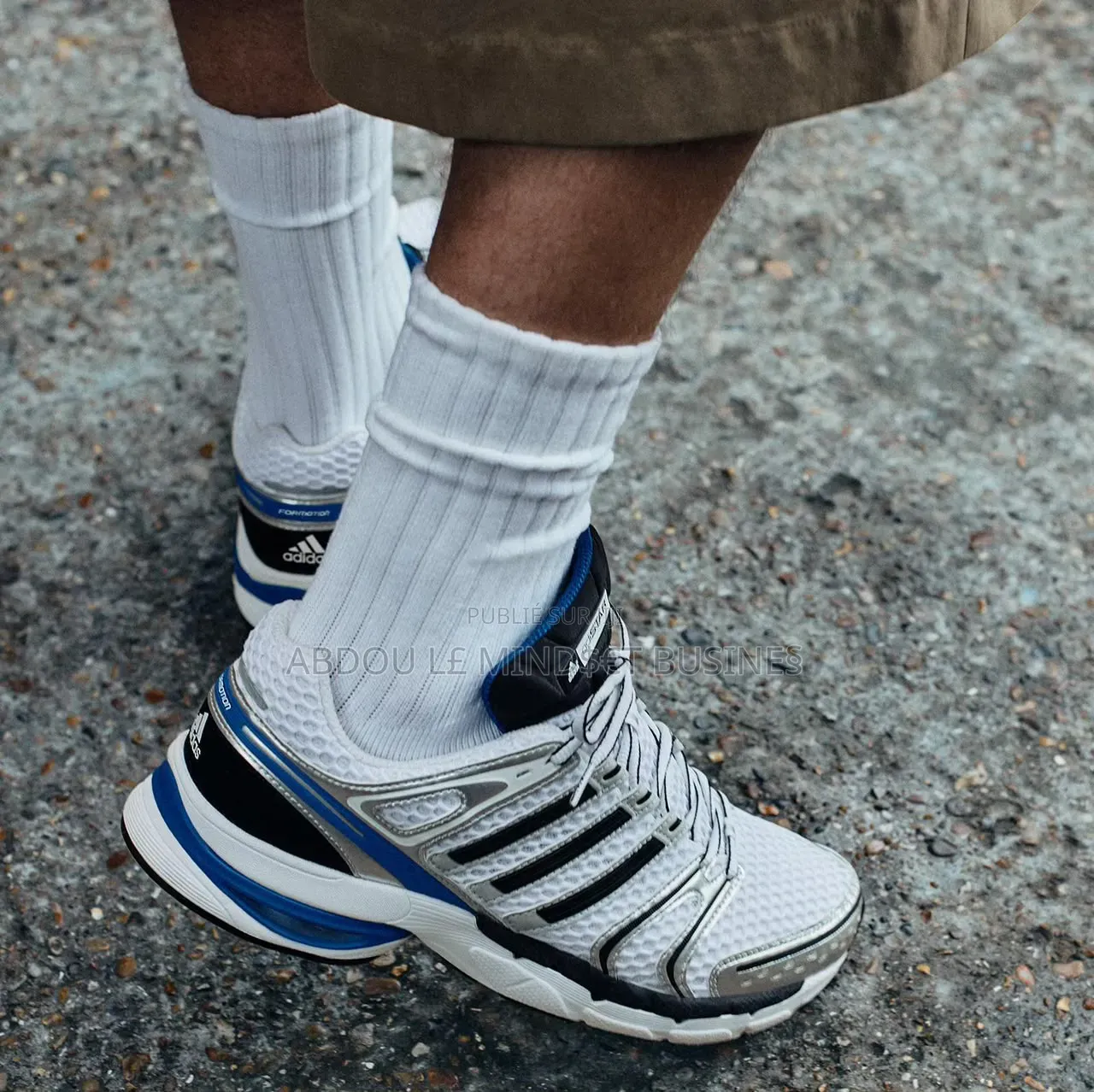 Adidas Star Bleu-Blanc Disponible