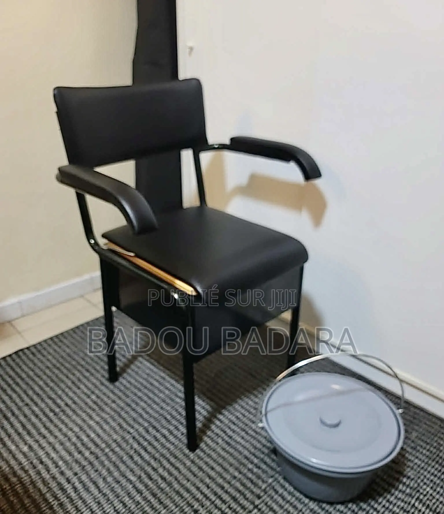 Chaise D’aisance - Toilette