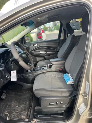 Ford Escape 2018 Beige