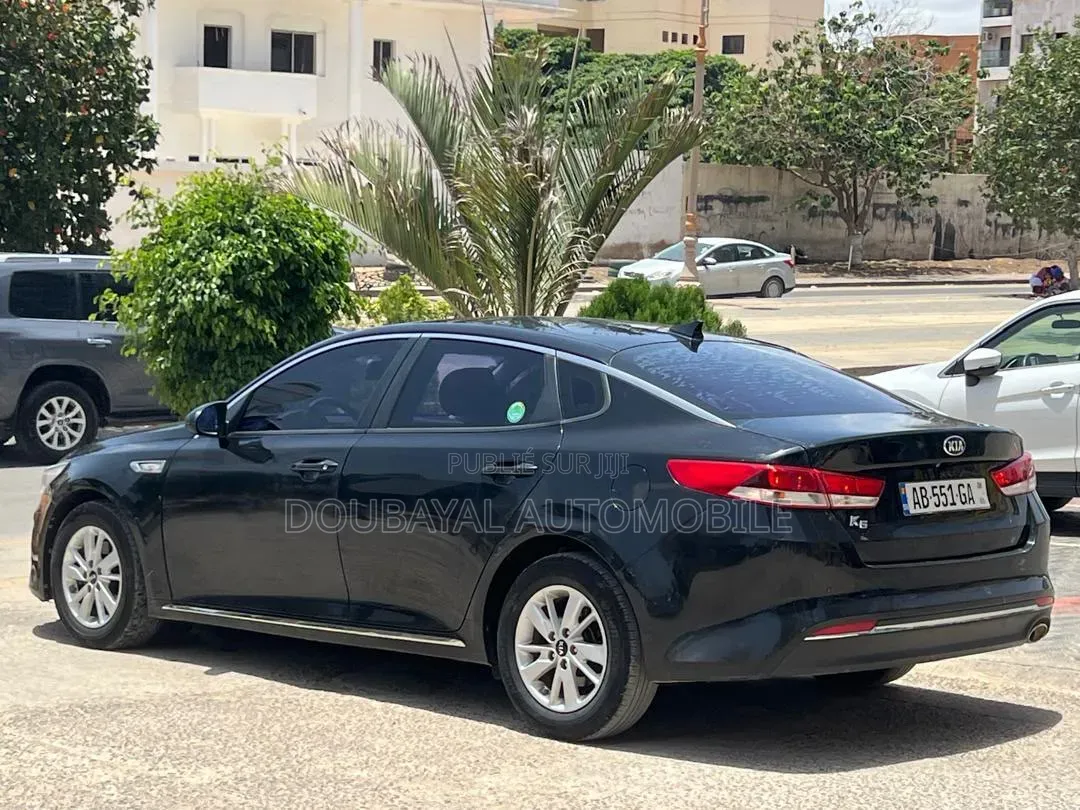 Kia K5 2017 Noir Mat