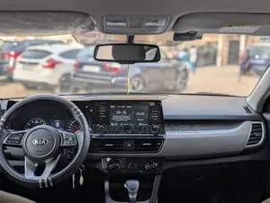 Kia Seltos 2020 Gris
