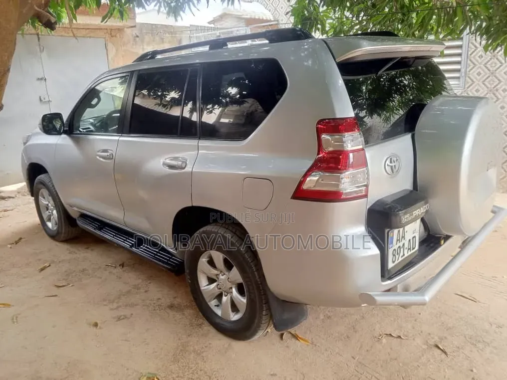 Toyota Land Cruiser Prado 2015 Gris