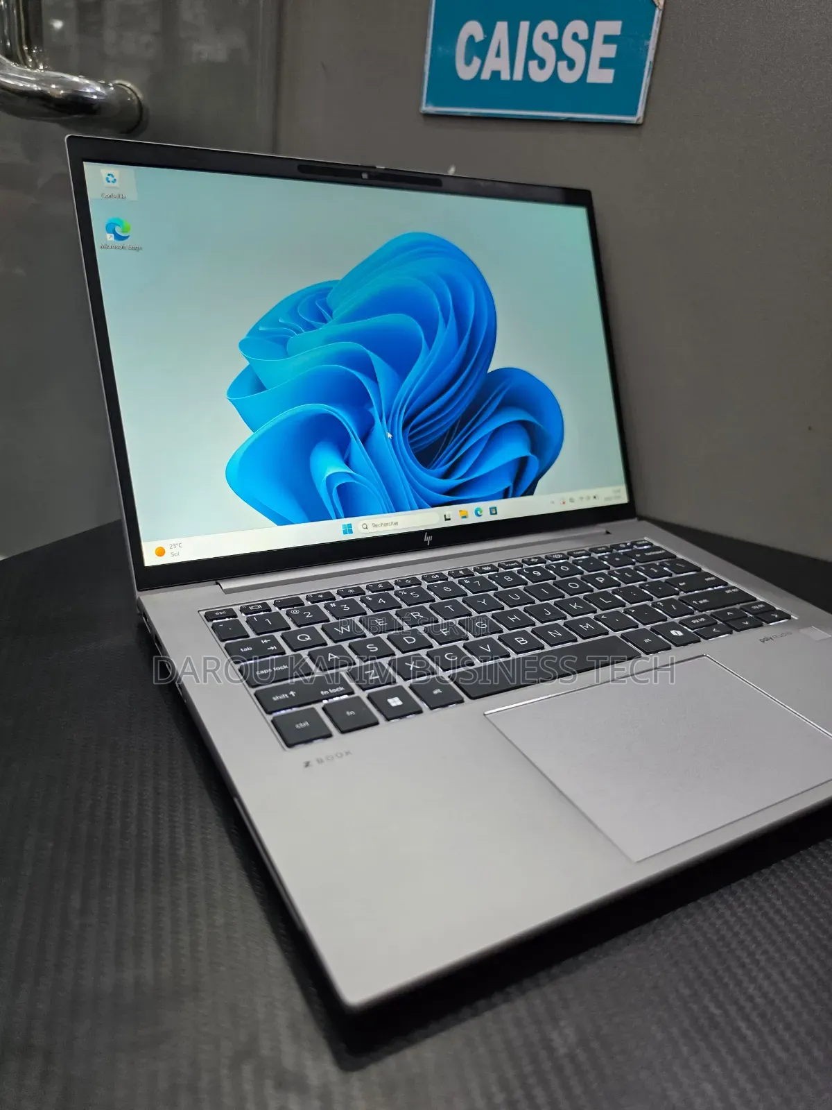 Nouveau HP ZBook 14 32GB Intel Core Ultra 7 SSD 512GB