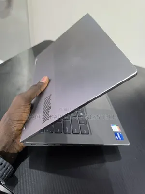 Nouveau Lenovo ThinkPad T14 G3 16GB Intel Core i7 SSD 512GB