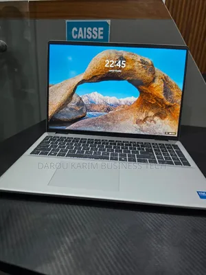 Nouveau Ordinateur portable Dell 16 Premium 32GB Intel Core i7 SSD 1T