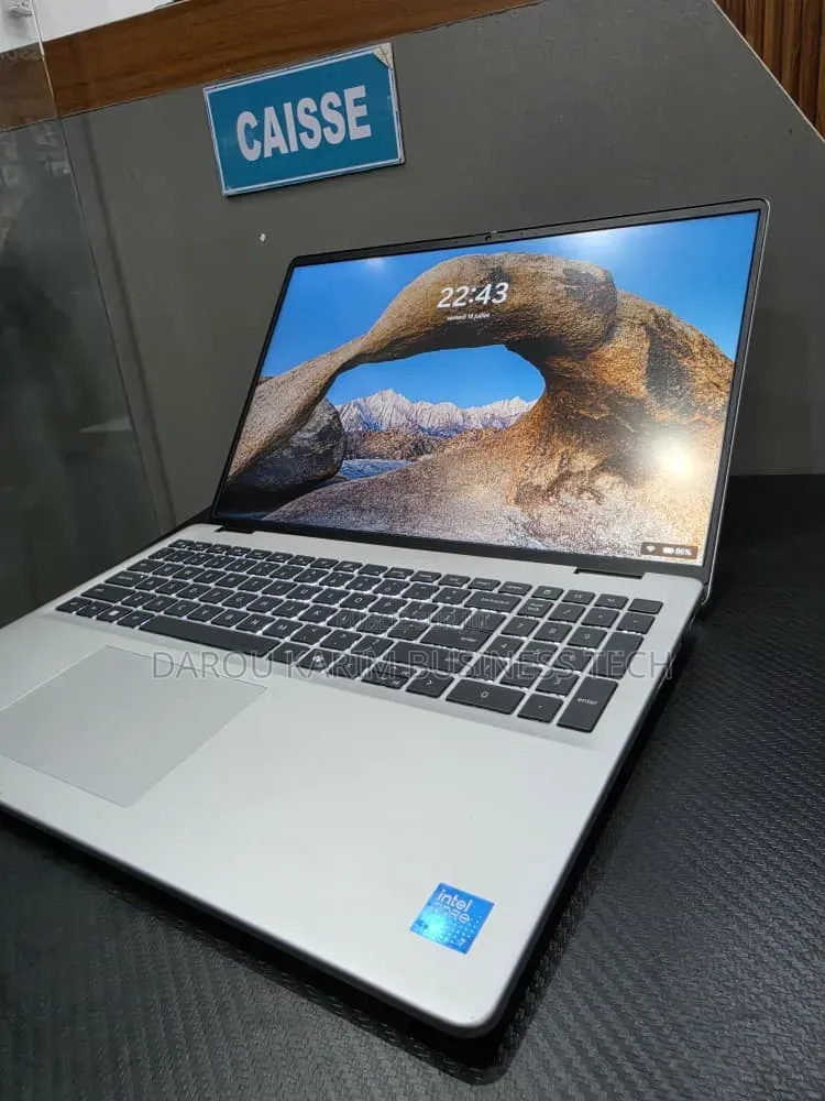 Nouveau Ordinateur portable Dell 16 Premium 32GB Intel Core i7 SSD 1T