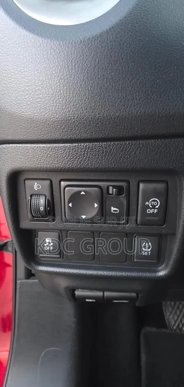 Nissan Qashqai 2015 Rouge