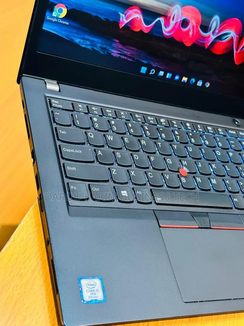 Ordinateur portable Lenovo ThinkPad T480 16GB Intel Core i7 SSD 256GB
