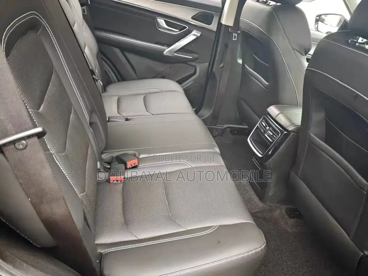 Jetour X70 1.5 7-Seater FWD 2021 Noir Mat