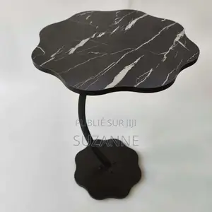 Table d'Appoint Pétale Moderne — Cadre Métallique (Noir / Marron)