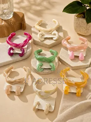 Ensemble Bracelet Et Boucles D’oreilles