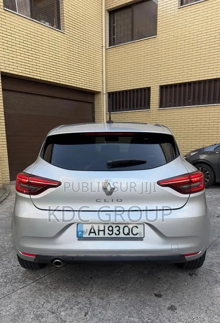Renault Clio 2021 Gris