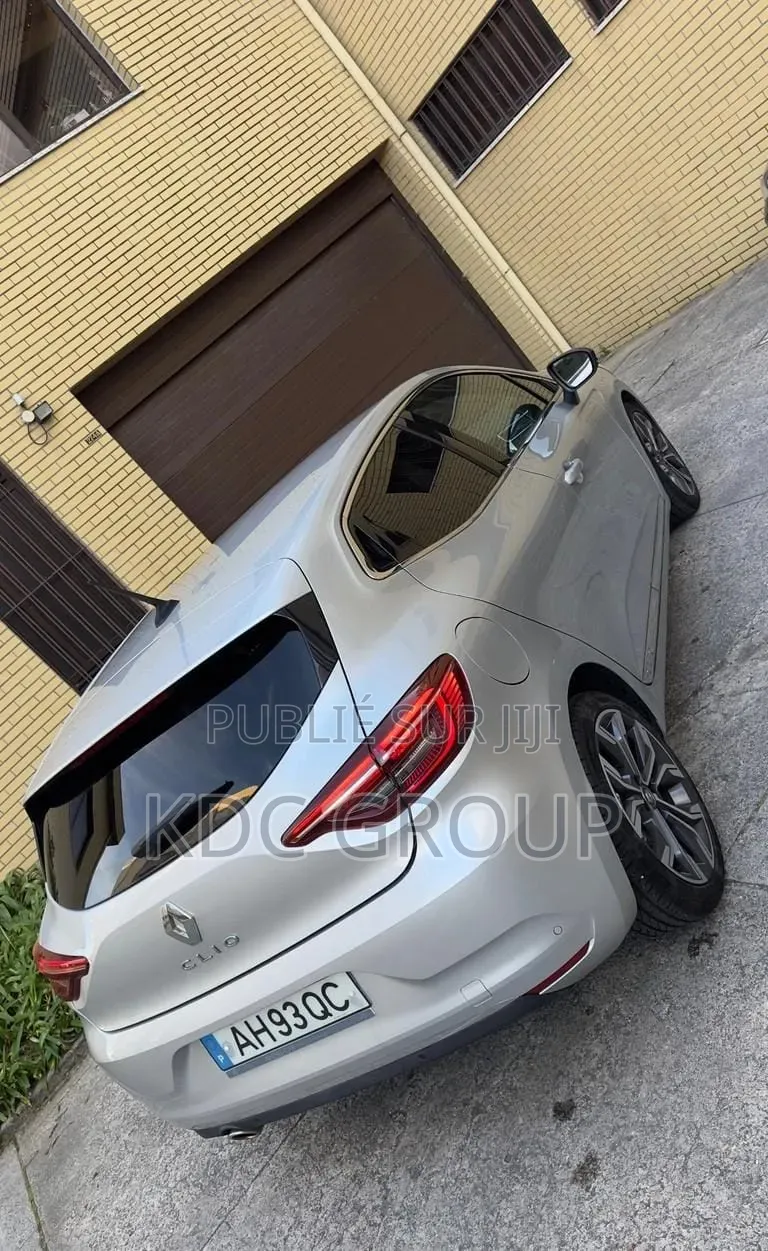 Renault Clio 2021 Gris