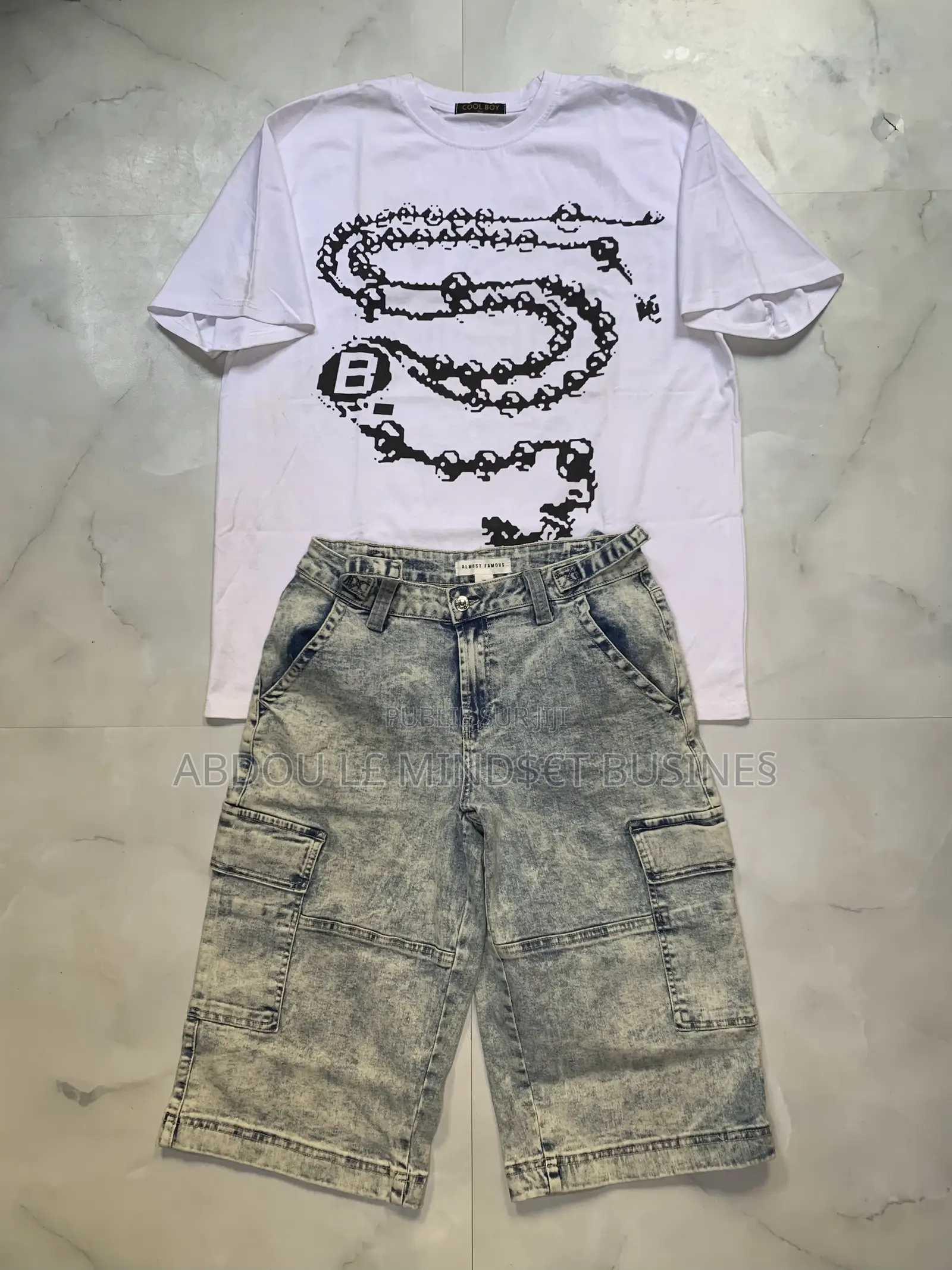 Ensemble Short Jeans T-Shirt Disponible