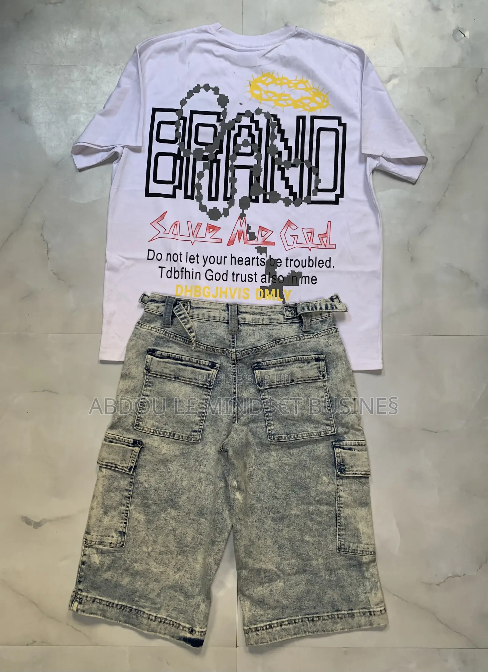 Ensemble Short Jeans T-Shirt Disponible