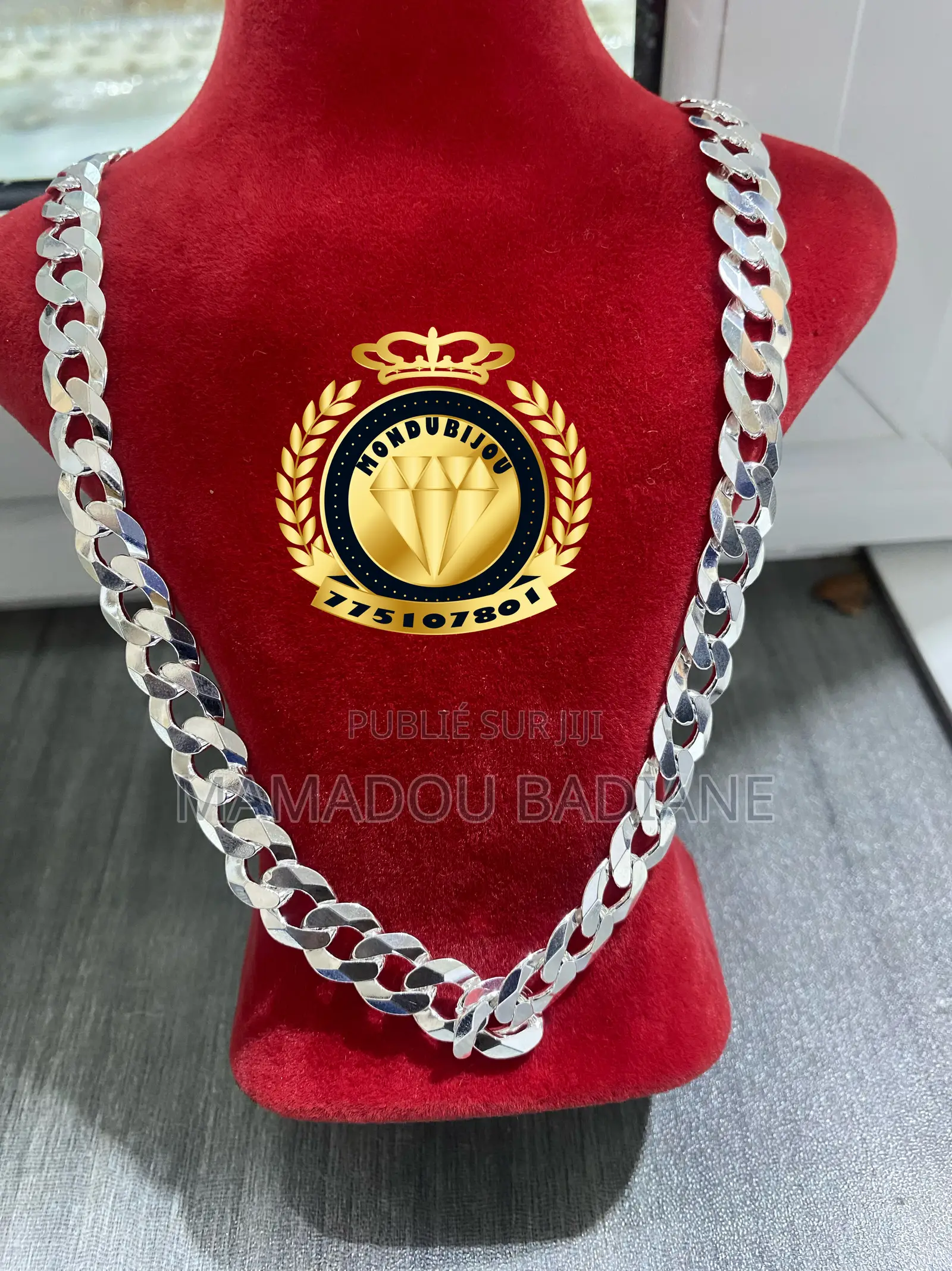 Bijoux en Argent Importé Pour Homme Et Femme