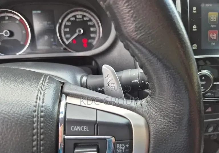 Mitsubishi L200 2021 Gris