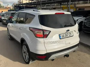 Ford Escape 2018 Blanc