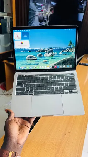Nouveau Apple MacBook Pro 2022 M2 8GB Apple M2 SSD 512GB