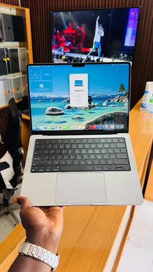 Nouveau Apple MacBook Pro 2021 M1 16GB Apple M1 Pro SSD 512GB