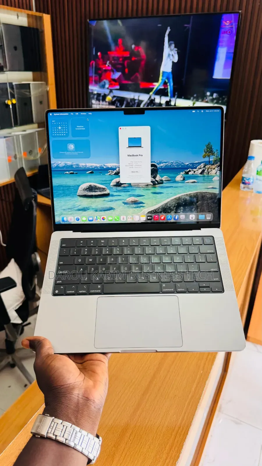 Nouveau Apple MacBook Pro 2021 M1 16GB Apple M1 Pro SSD 512GB