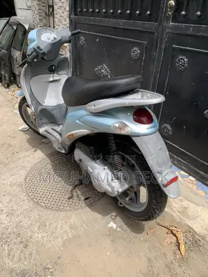 Nouveau Piaggio Trotinette 2016 Bleu