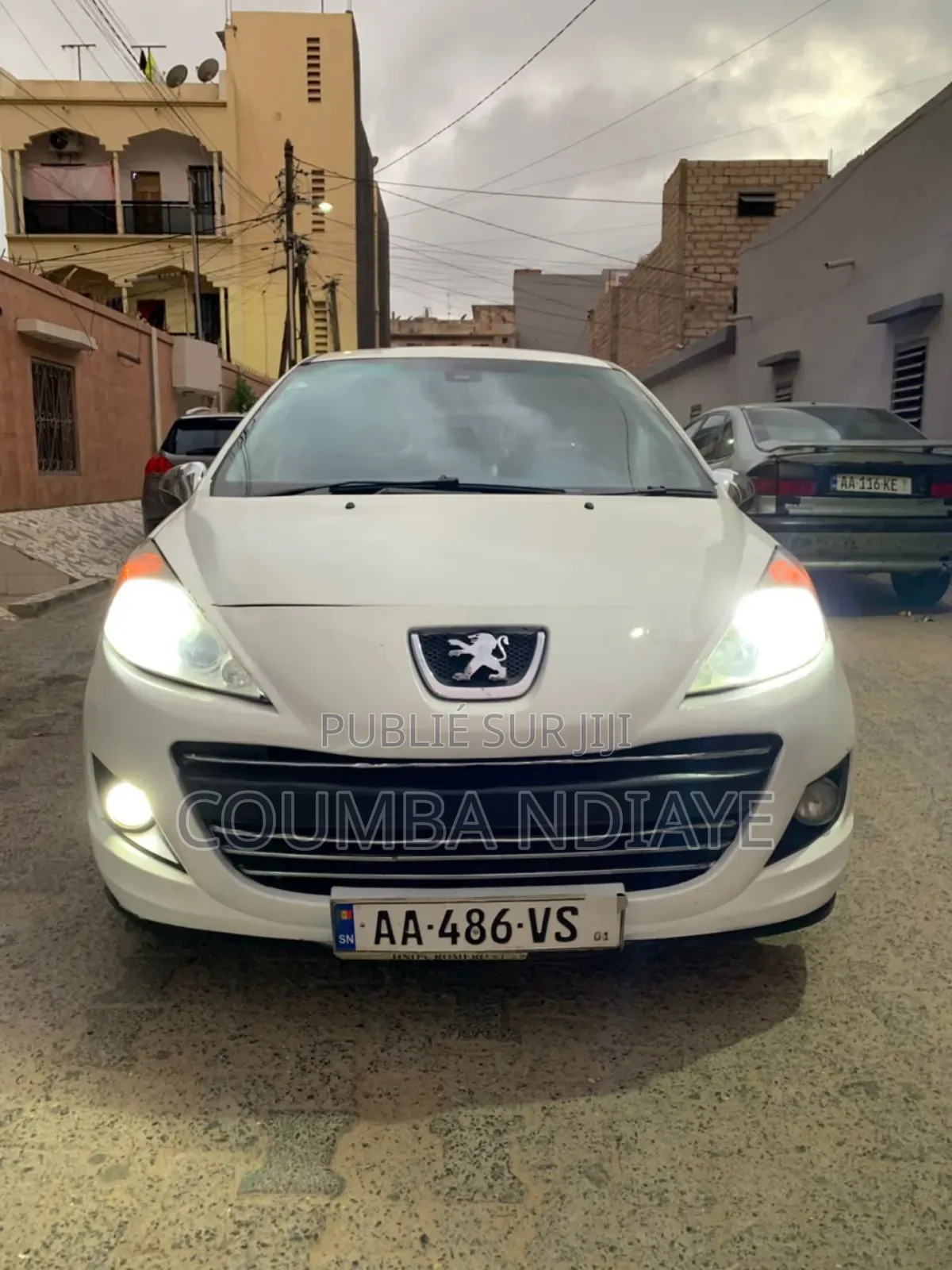 Peugeot 207 2011 Blanc cassé
