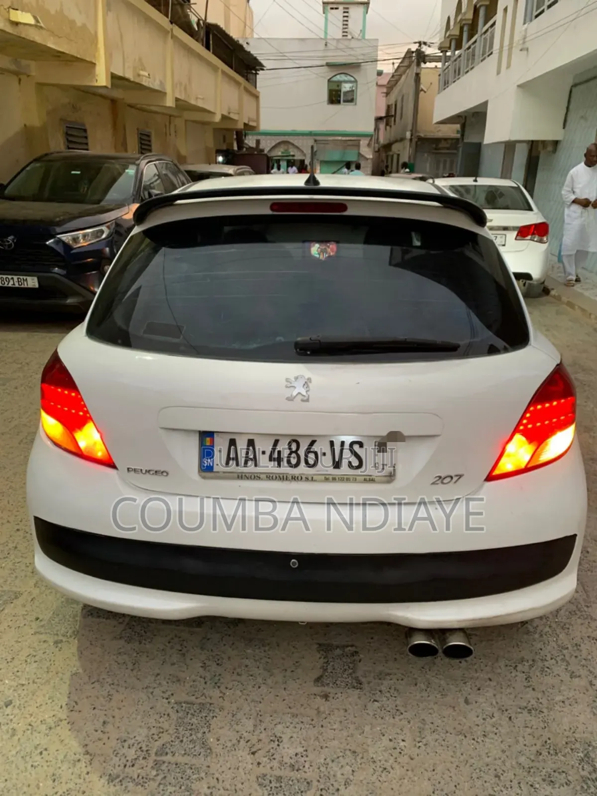 Peugeot 207 2011 Blanc cassé