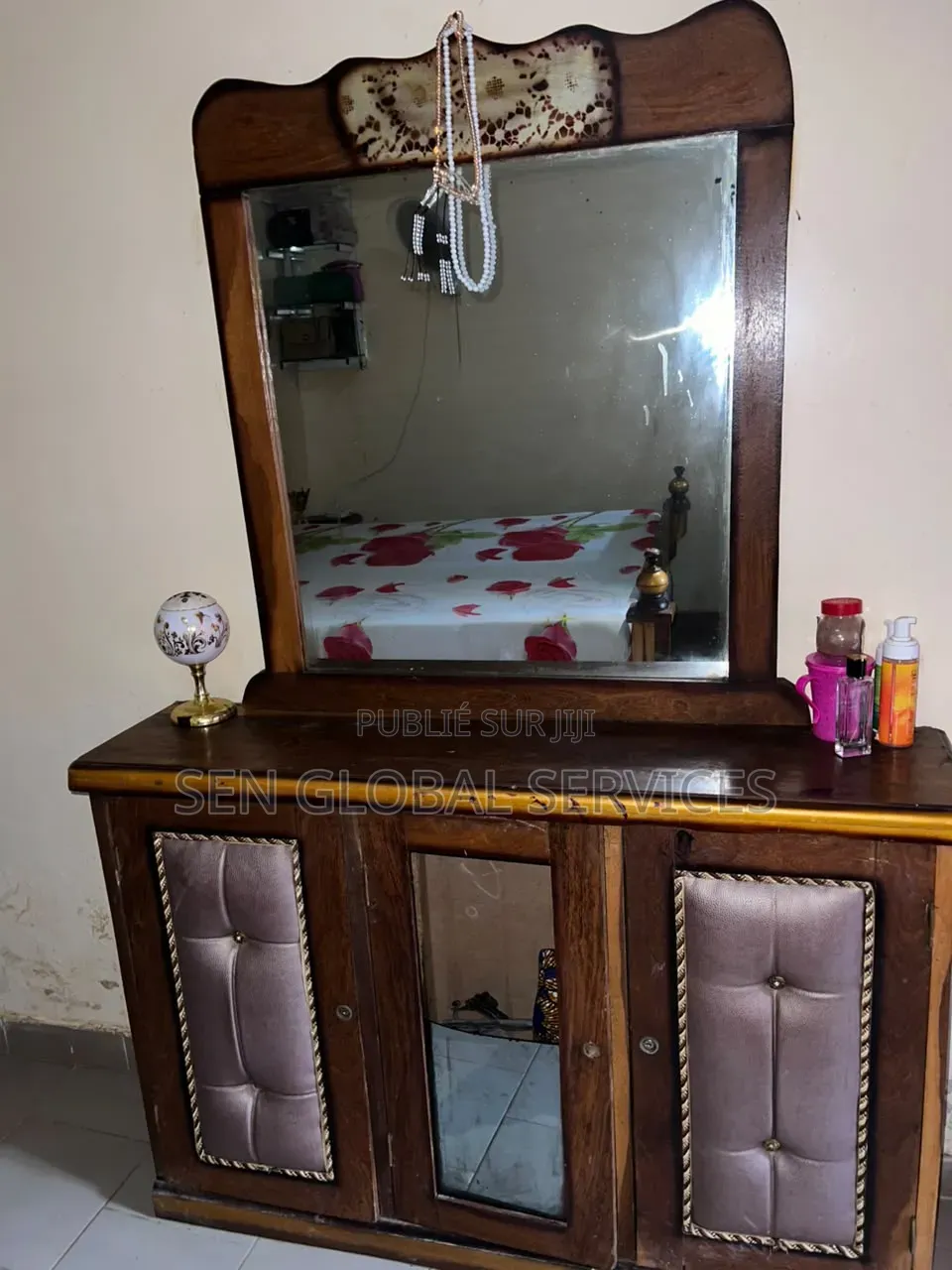 Lit 3 Places Avec Commodes Et Coiffeuse À Vendre