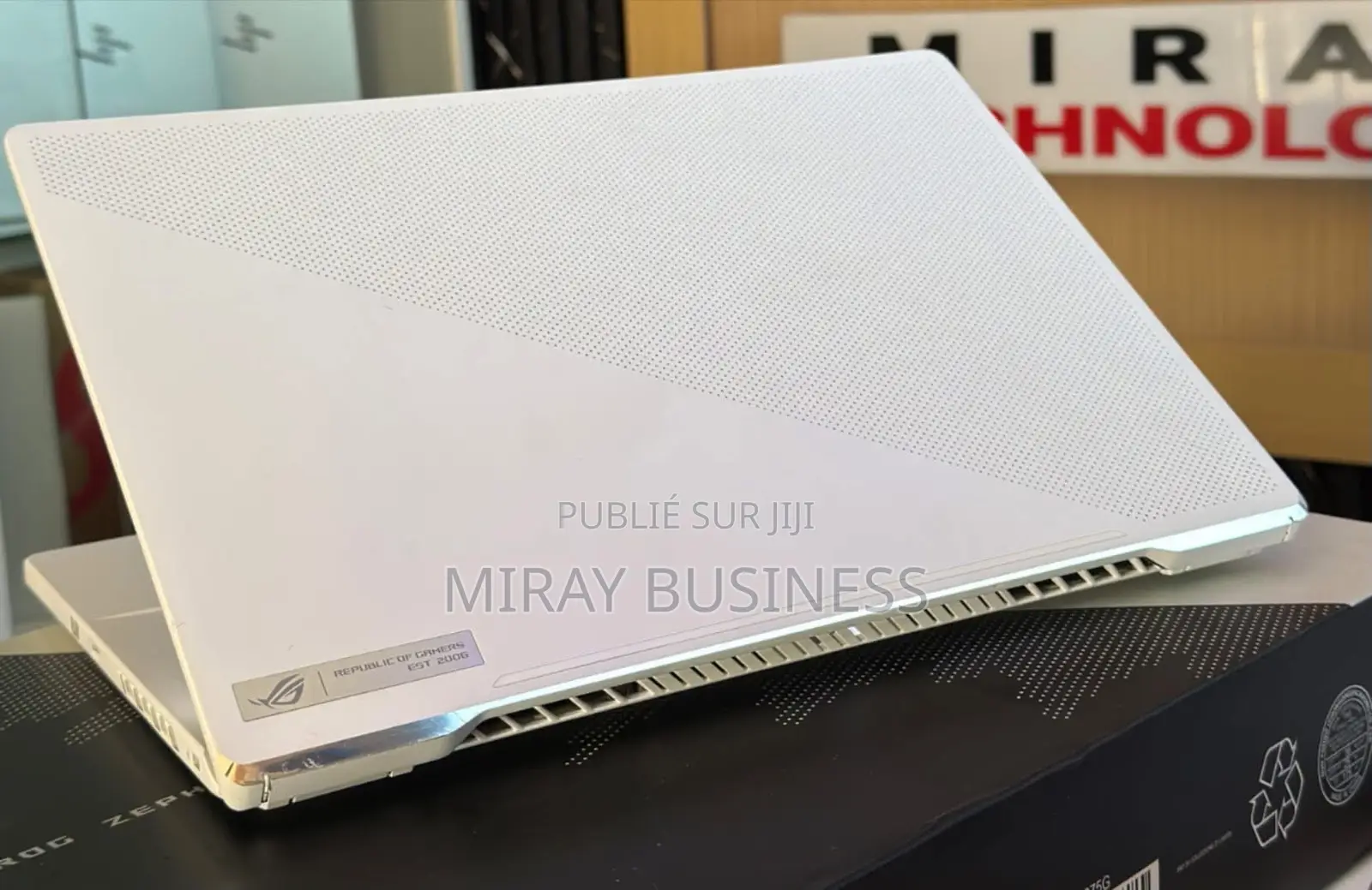 Ordinateur portable Asus ROG Zephyrus G15 32GB AMD Ryzen 9 SSD 1T