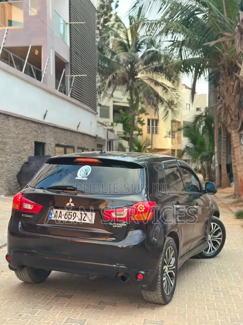 Mitsubishi RVR 2014 Noir
