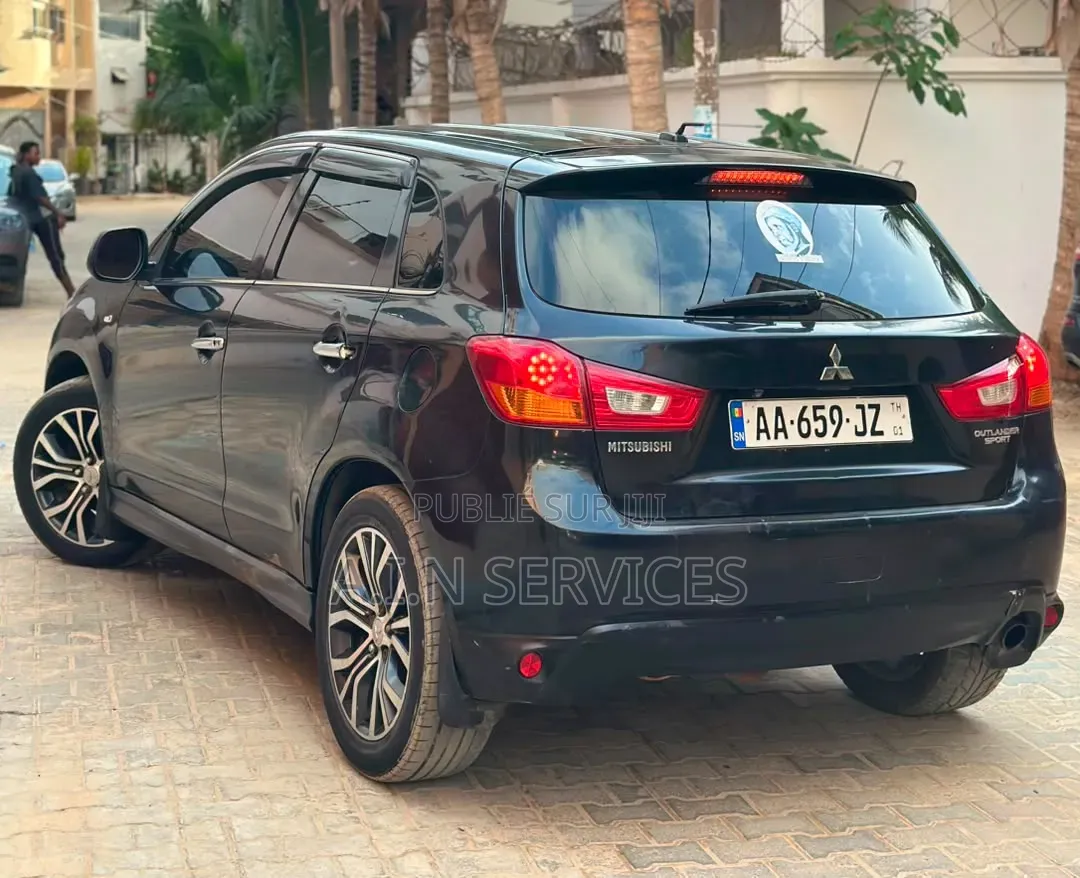 Mitsubishi RVR 2014 Noir