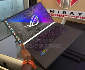 Ordinateur portable Asus ROG Zephyrus G16 16GB Intel Core i7 SSD 512GB