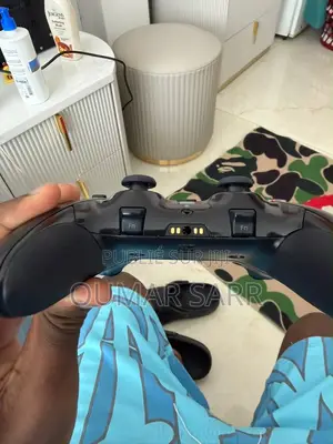 Manette PS5 Edge